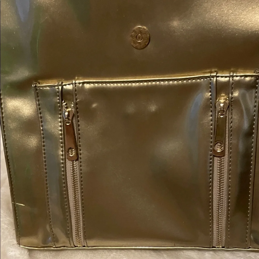 Stylish Gold Tote Bag - Picture 6 of 12